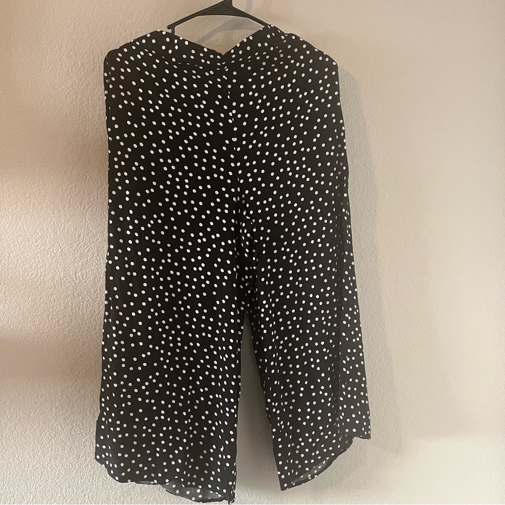 Forever 21 Black and White Polka Dot Cropped Wide Leg pants
